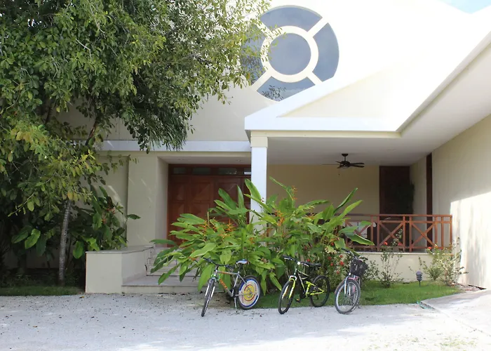 Puerta Del Mar Cozumel Bed & Breakfast 4*